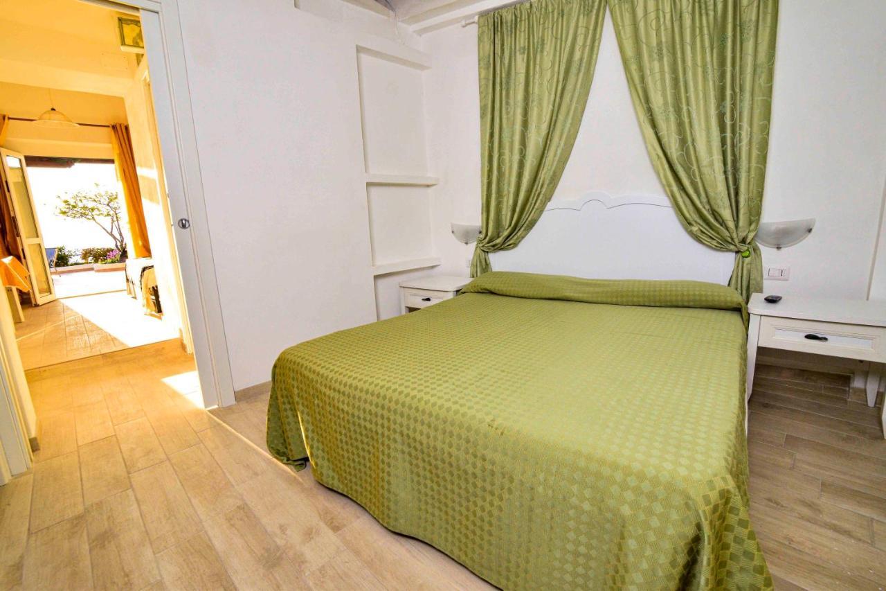 Solemareponza Monolocali La Piana Appartement Buitenkant foto