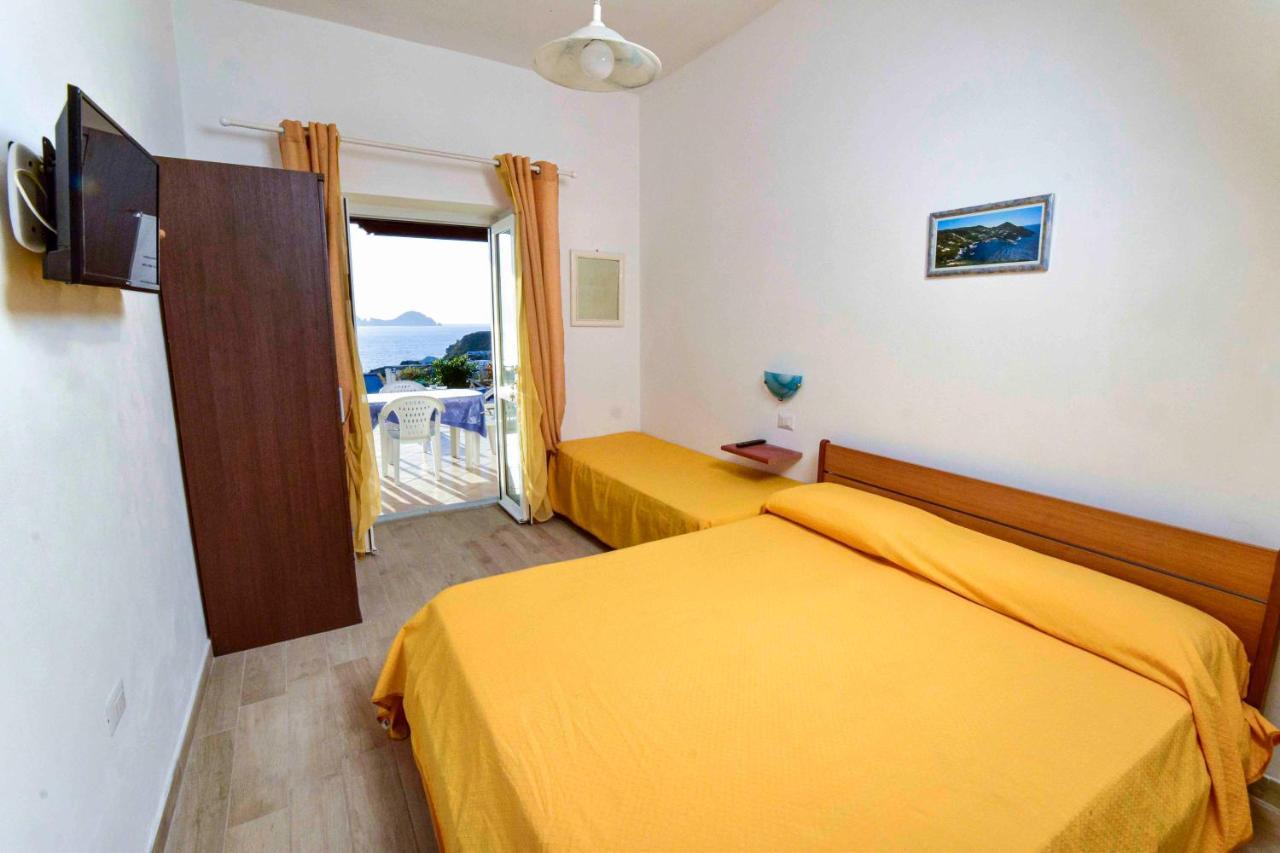 Solemareponza Monolocali La Piana Appartement Buitenkant foto